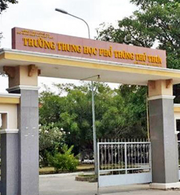 Long An: Khởi tố bắt giam hiệu trưởng lập hồ sơ khống