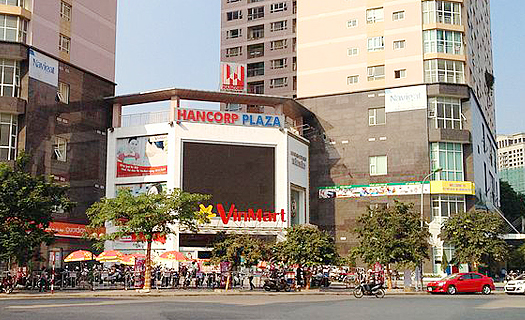 Chuyện Hancorp Plaza
