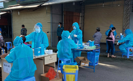 13 nhân viên y tế ở Đồng Nai dương tính SARS-CoV-2