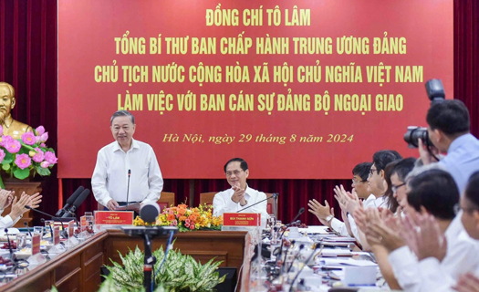 Tổng Bí thư, Chủ tịch nước Tô Lâm làm việc với Ban cán sự Đảng Bộ Ngoại giao