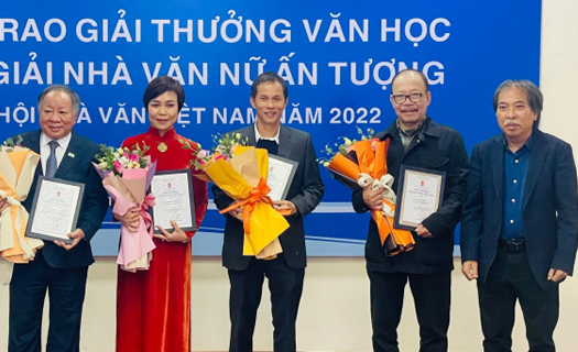 Giải thưởng Hội Nhà văn Việt Nam 2022 bỏ trống hạng mục lý luận phê bình