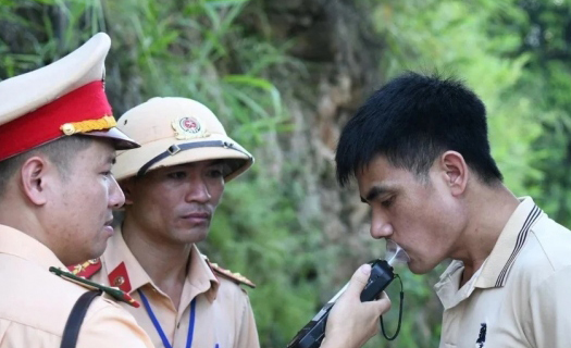 Giảm mức phạt, nhưng vẫn cần cương quyết nói không với cồn khi lái xe