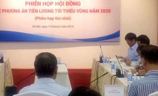 Tăng lương tối thiểu vùng 2020: Tổng Liên đoàn Lao động Việt Nam đề xuất 2 phương án