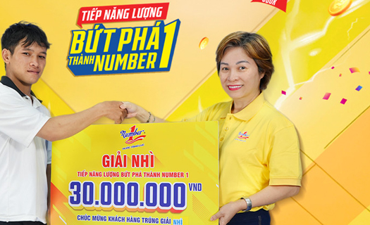 Người phụ nữ vỡ òa cảm xúc khi biết tin trúng 500 triệu từ nước tăng lực Number 1