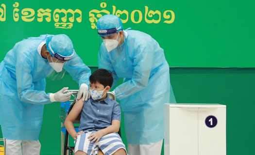Campuchia chính thức triển khai chiến dịch tiêm vaccine Covid-19 cho trẻ từ 6-12 tuổi
