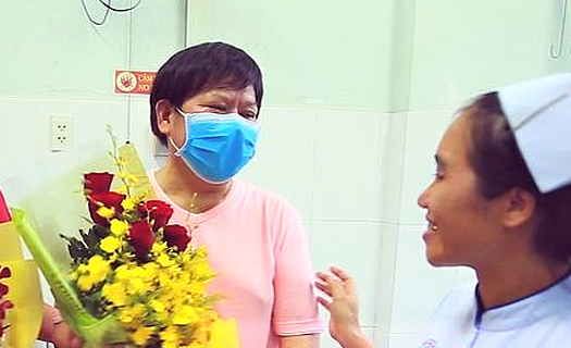 Hai bệnh nhân người Trung Quốc gửi thư cám ơn bác sĩ BV Chợ Rẫy