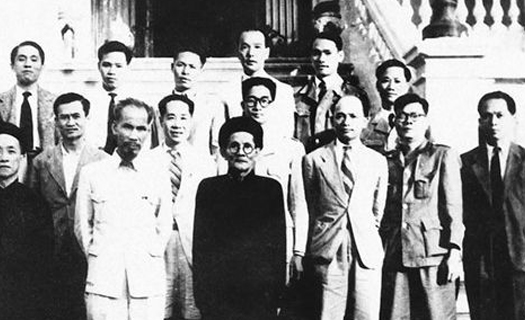 Chủ tịch Hồ Chí Minh và cụ Huỳnh Thúc Kháng: Trăm năm tri kỷ!