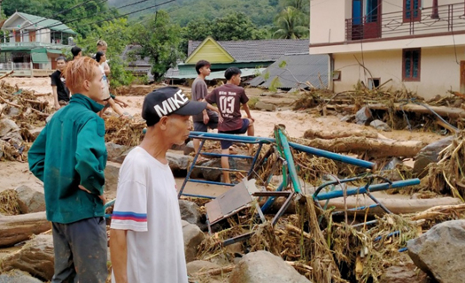 Không để người dân vùng lũ Kỳ Sơn đói rét