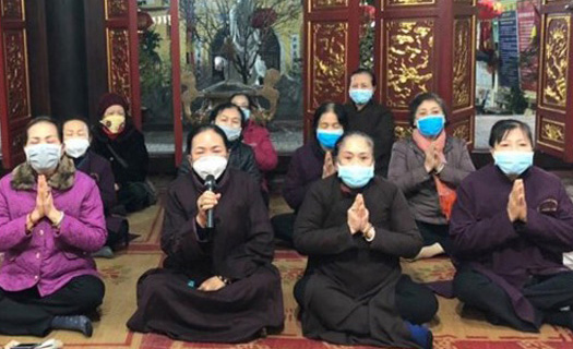 Giáo hội Phật giáo bắt buộc mọi người khi đến chùa phải đeo khẩu trang